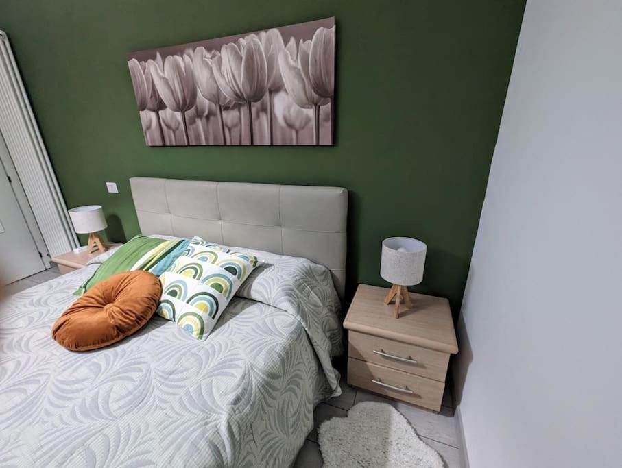 Bright Flat Just 10 Minutes From The City Centre Como Exterior foto